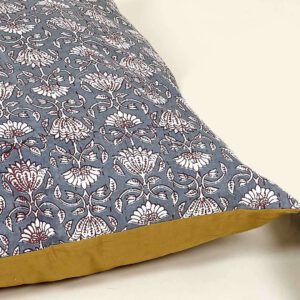 Coussin Burgundy gris et rouge