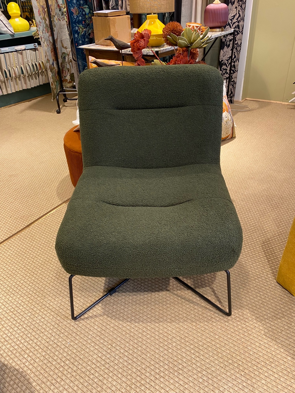 Fauteuil bouclette verte