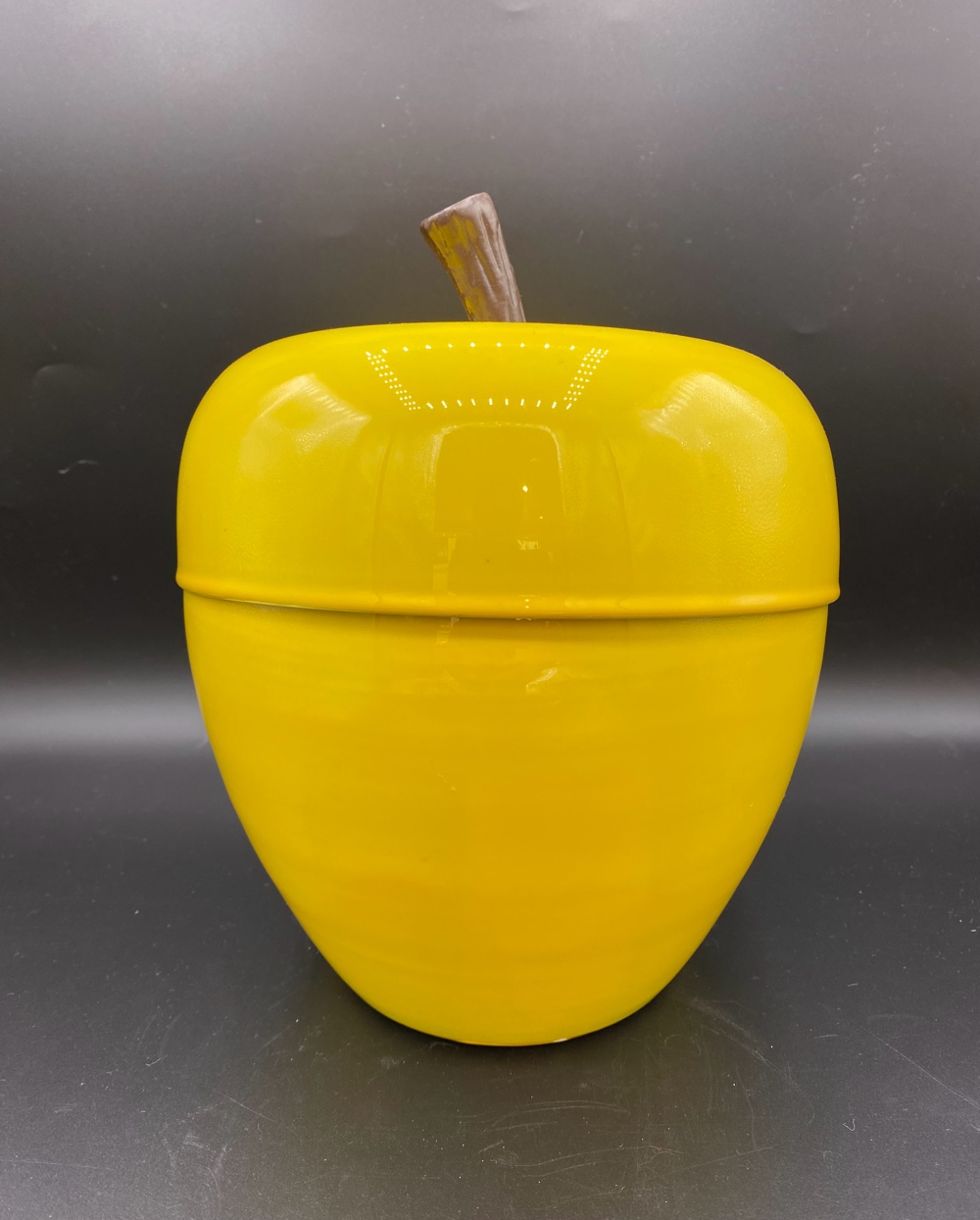 Apple ice bucket jaune
